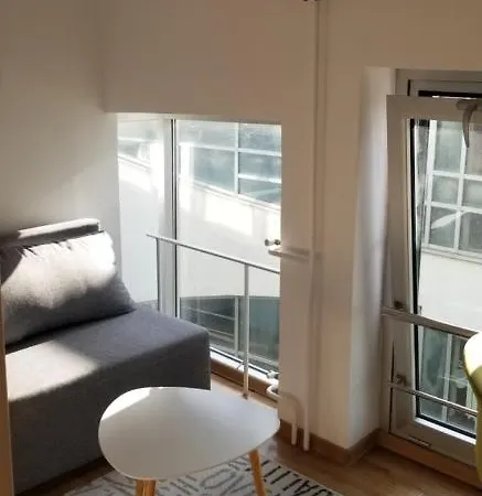 Lori M Sa Parkingom *