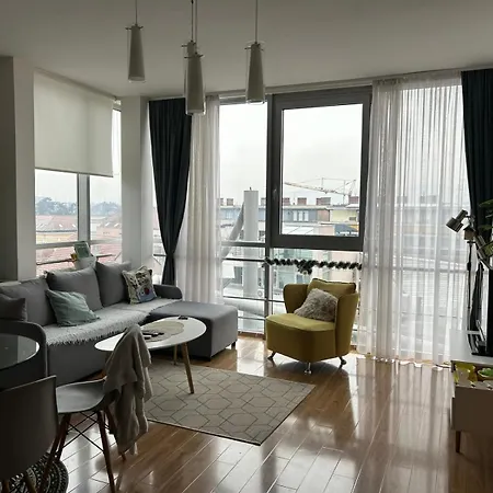 Апартаменты Lori M Sa Parkingom *